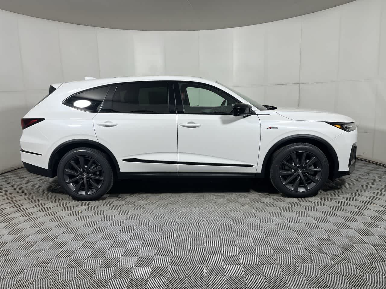 2026 Acura MDX A-Spec Package - Photo 9