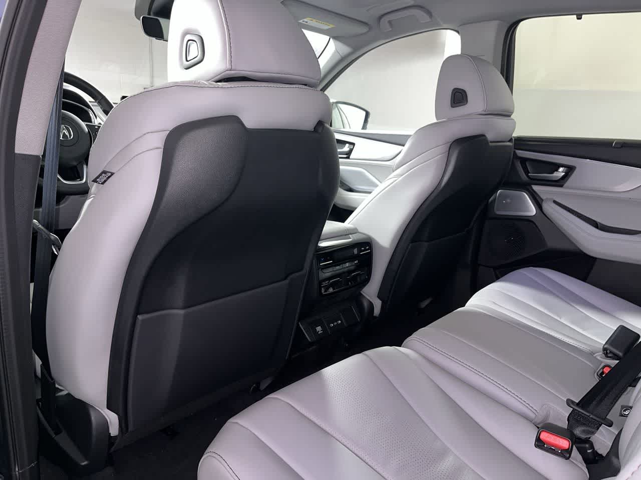 2026 Acura MDX w/Technology Package