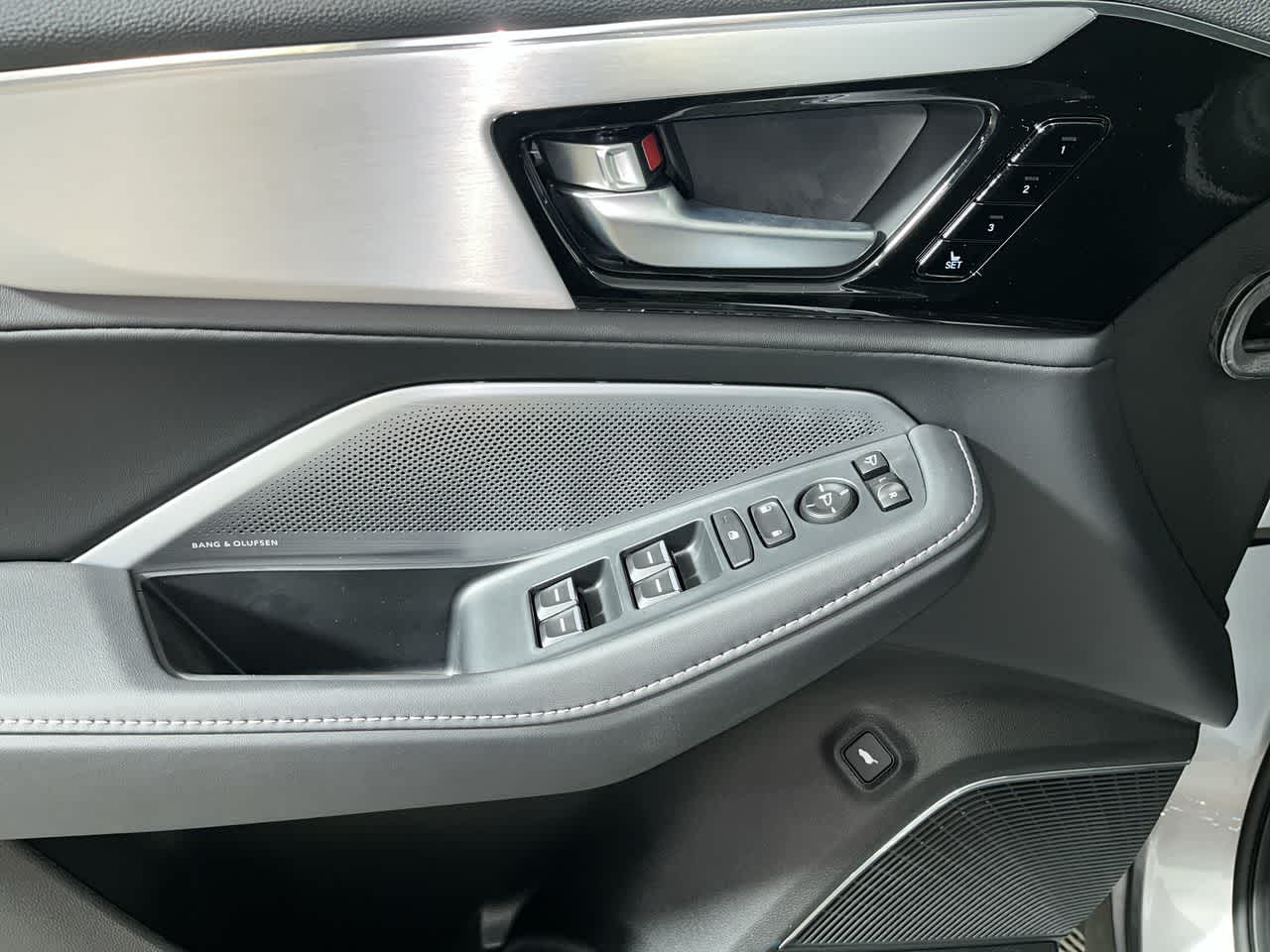2026 Acura MDX w/Technology Package