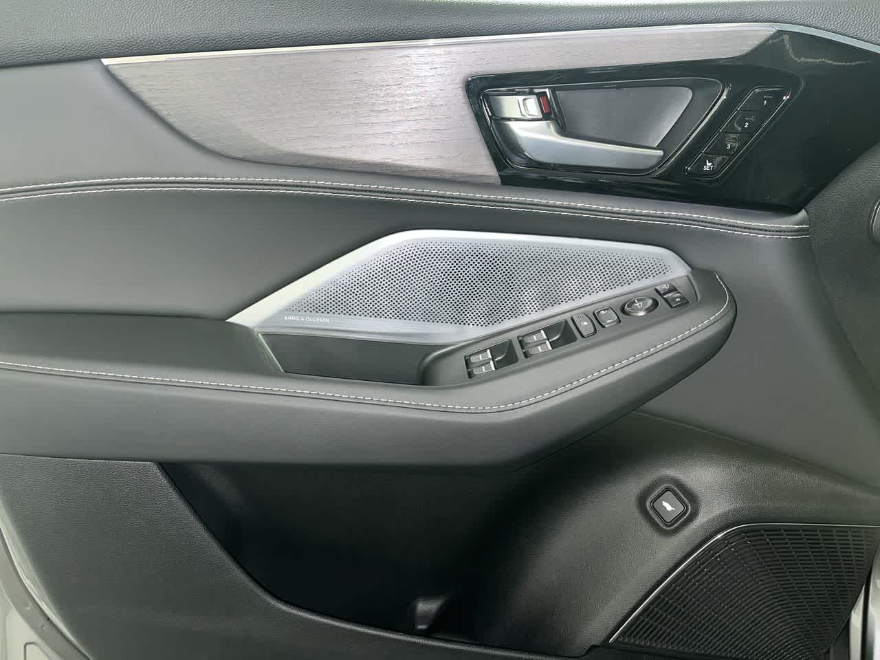 2026 Acura MDX w/Advance Package
