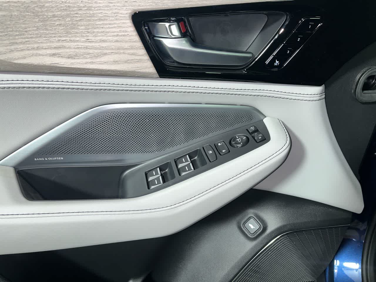 2026 Acura MDX w/Advance Package