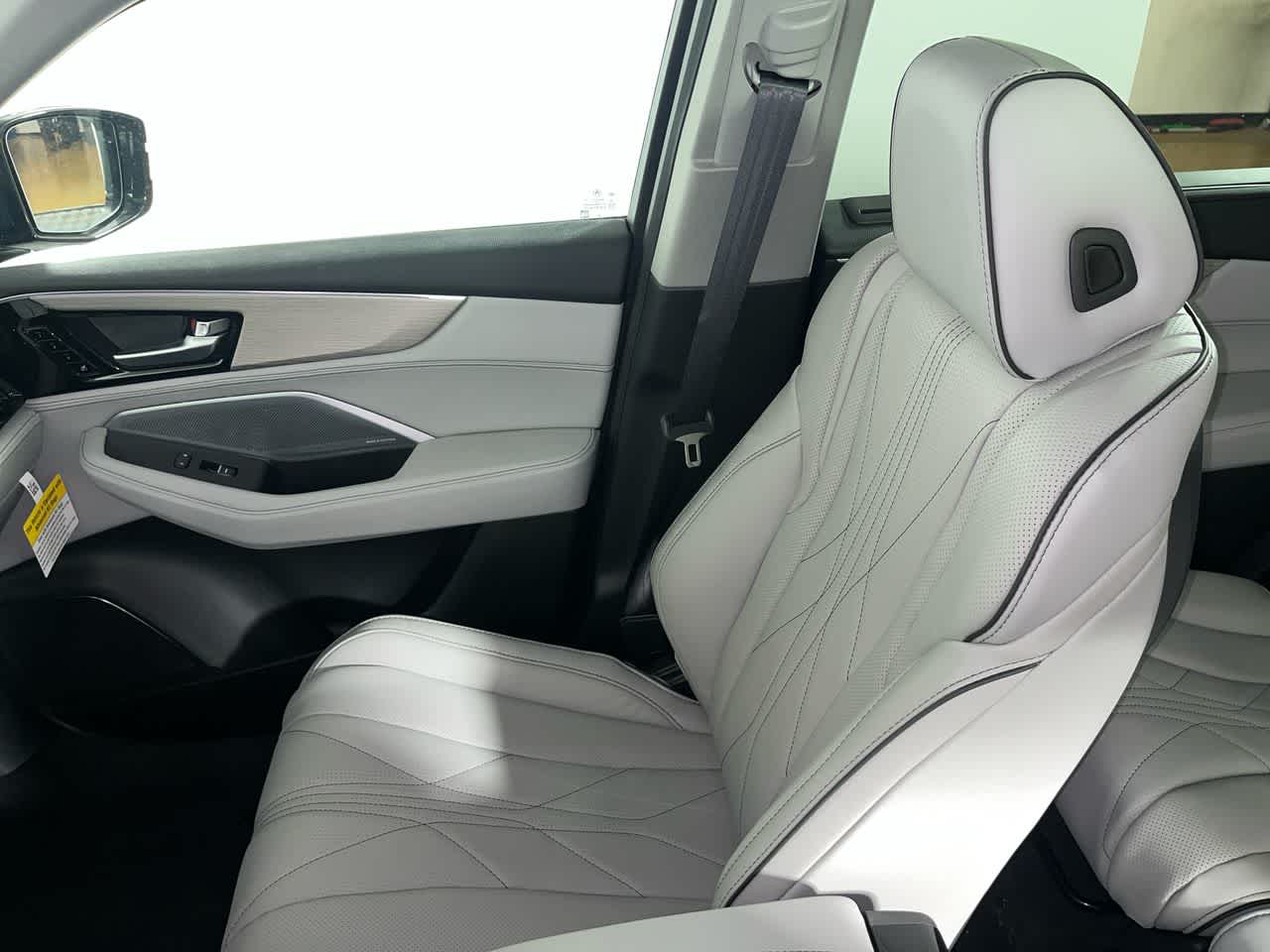 2026 Acura MDX w/Advance Package