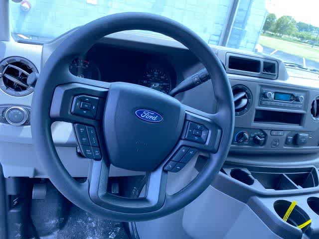 2025 Ford E-Series Cutaway base - E-450 DRW 176 WB 16-foot Utilimaster Box