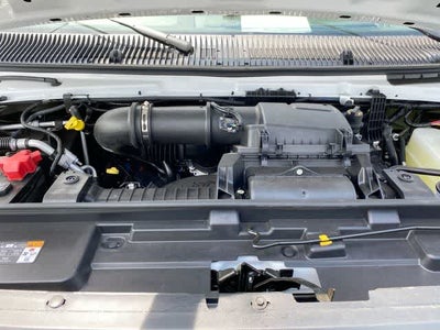2025 Ford Econoline Cutaway E-450 DRW