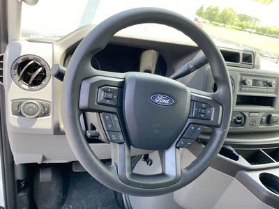 2025 Ford Econoline Cutaway E-450 DRW