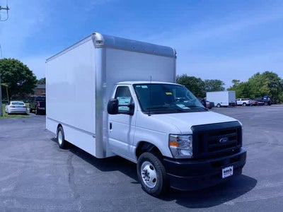 2025 Ford Econoline Cutaway E-450 DRW