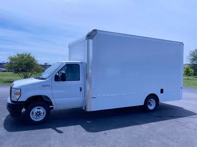 2025 Ford Econoline Cutaway E-450 DRW