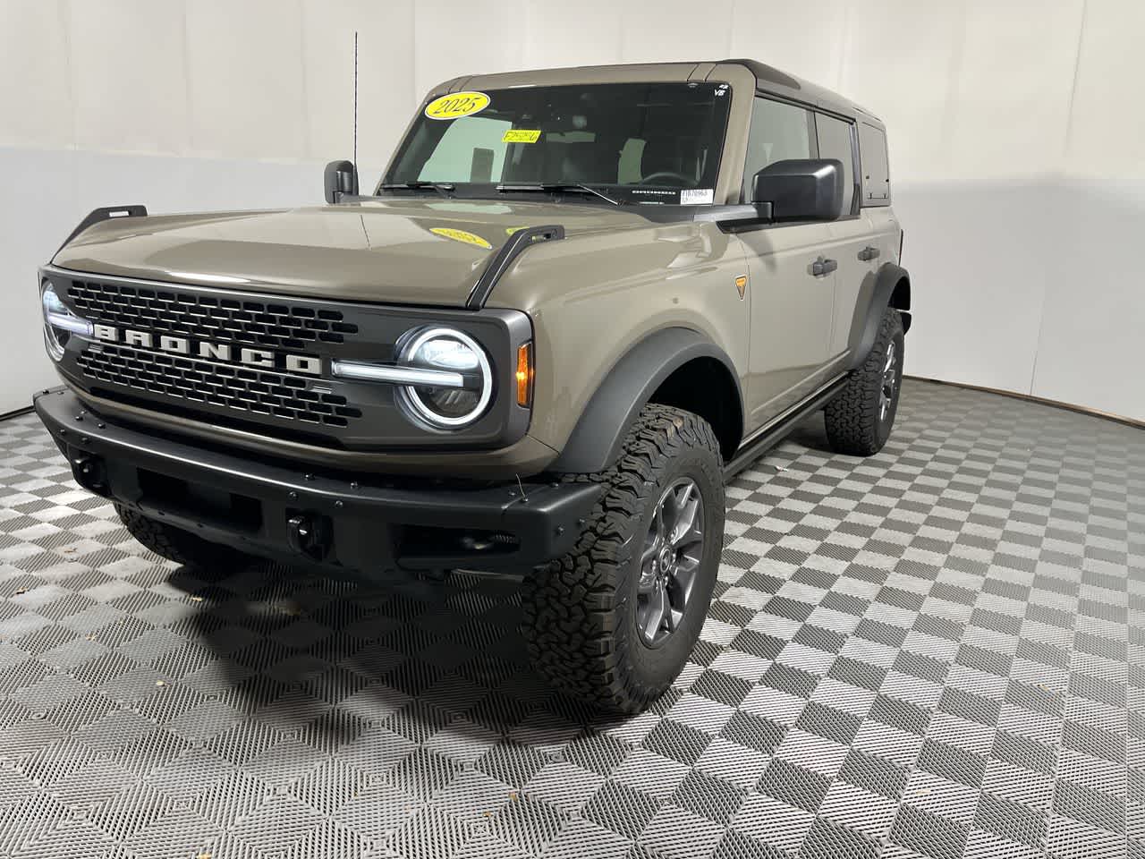 2025 Ford Bronco Badlands®