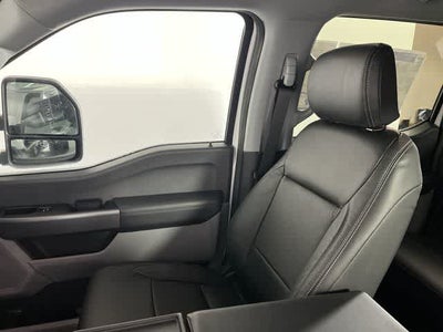 2026 Ford Super Duty F-350® XLT