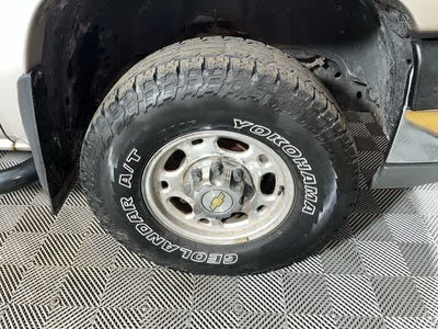 2004 Chevrolet Silverado 2500HD LS
