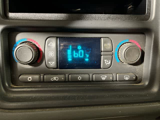2004 Chevrolet Silverado 2500HD LS