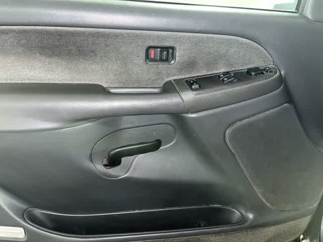 2003 Chevrolet Silverado 1500 LS