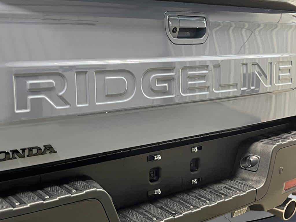 2026 Honda Ridgeline Black Edition Two-Tone