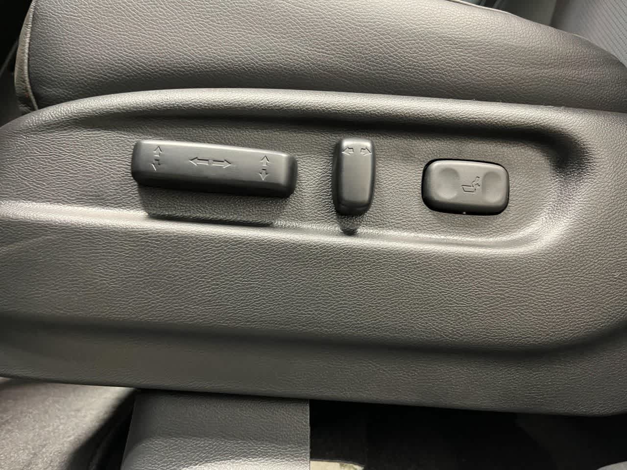 2026 Honda Ridgeline Black Edition Two-Tone