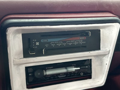 1989 Ford 1/2 Ton Trucks "S"