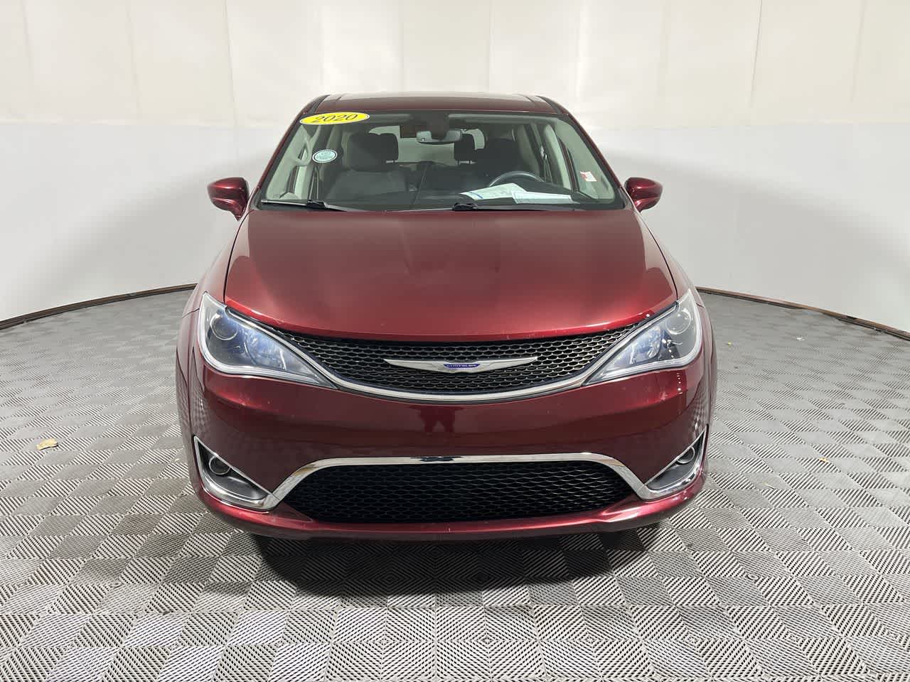 2020 Chrysler Pacifica Touring