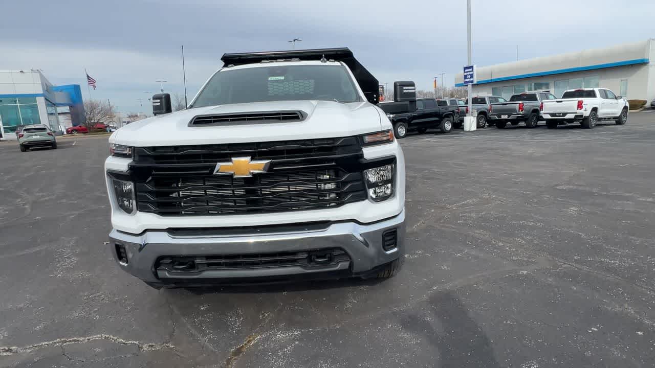 2025 Chevrolet Silverado 3500 HD Chassis Cab Work Truck