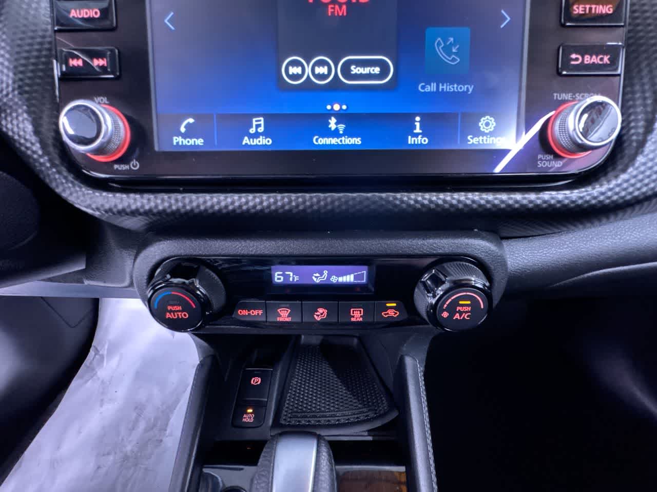 2022 Nissan Kicks SV