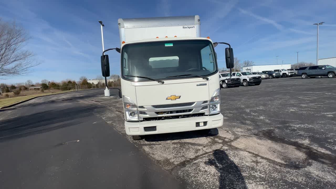 2024 Chevrolet Low Cab Forward 4500 HG Base