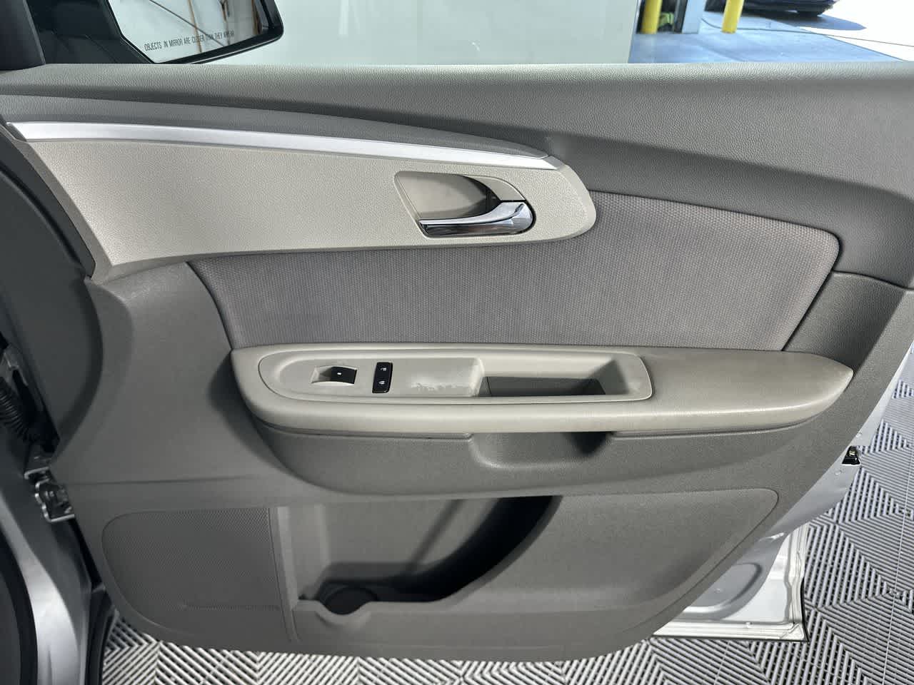 2011 Chevrolet Traverse LS