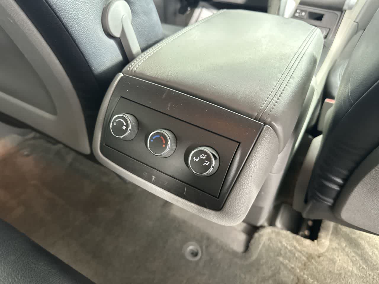 2011 Chevrolet Traverse LS