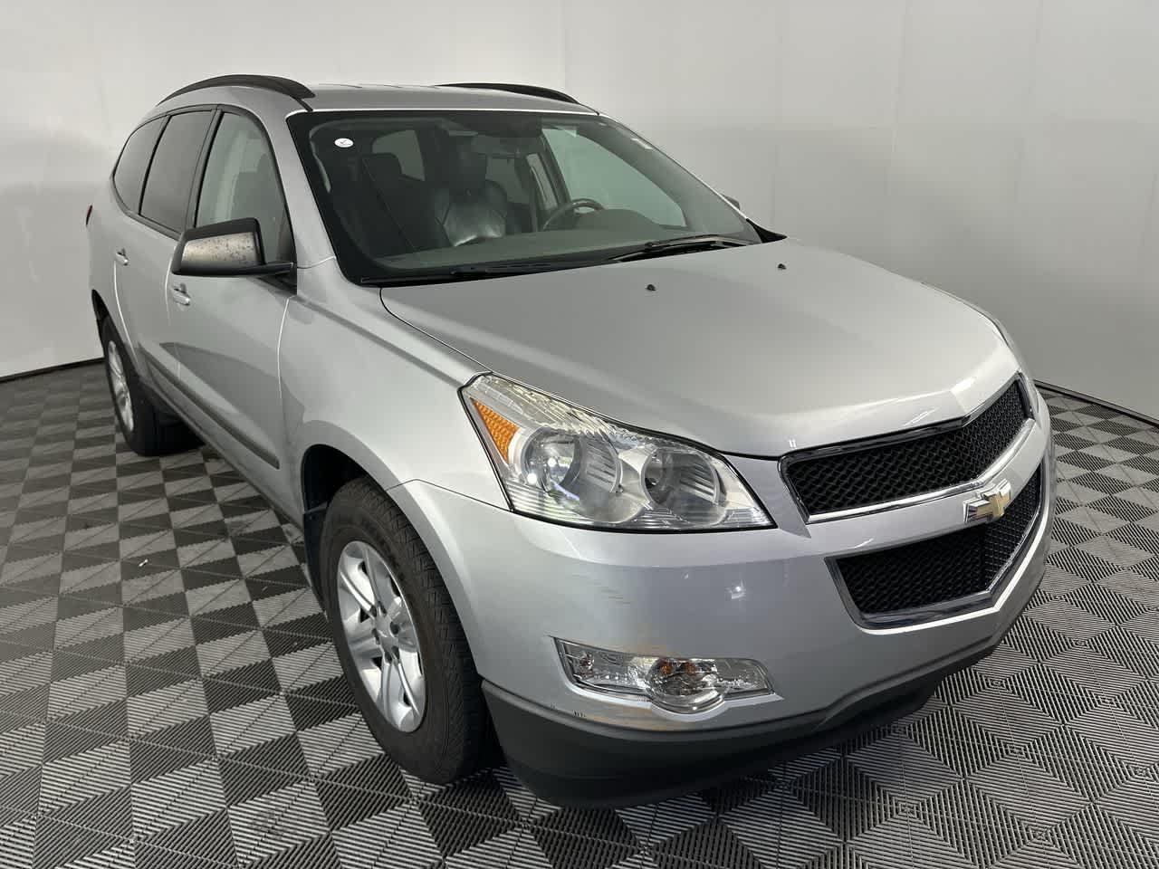 2011 Chevrolet Traverse LS