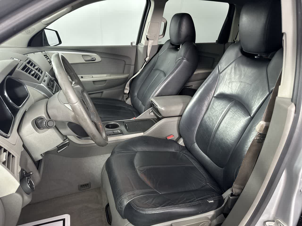 2011 Chevrolet Traverse LS
