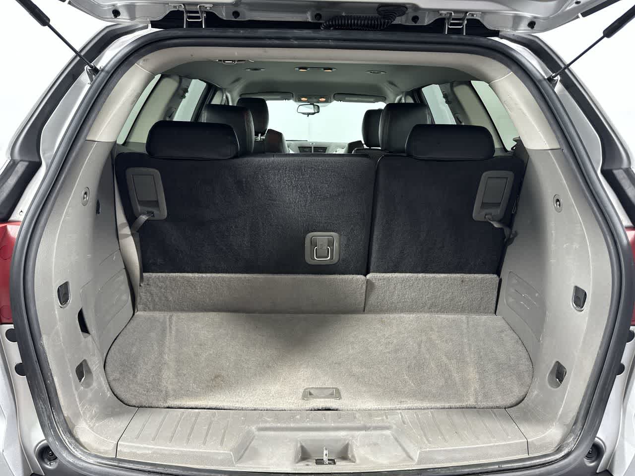 2011 Chevrolet Traverse LS