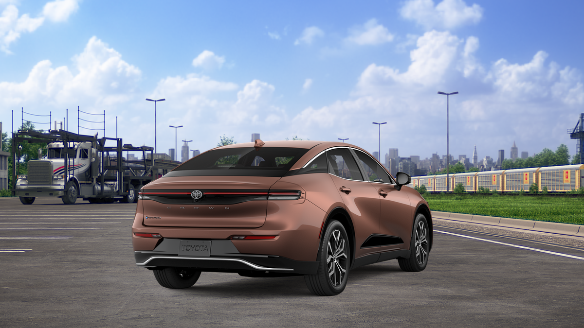 2027 Toyota Toyota Crown XLE