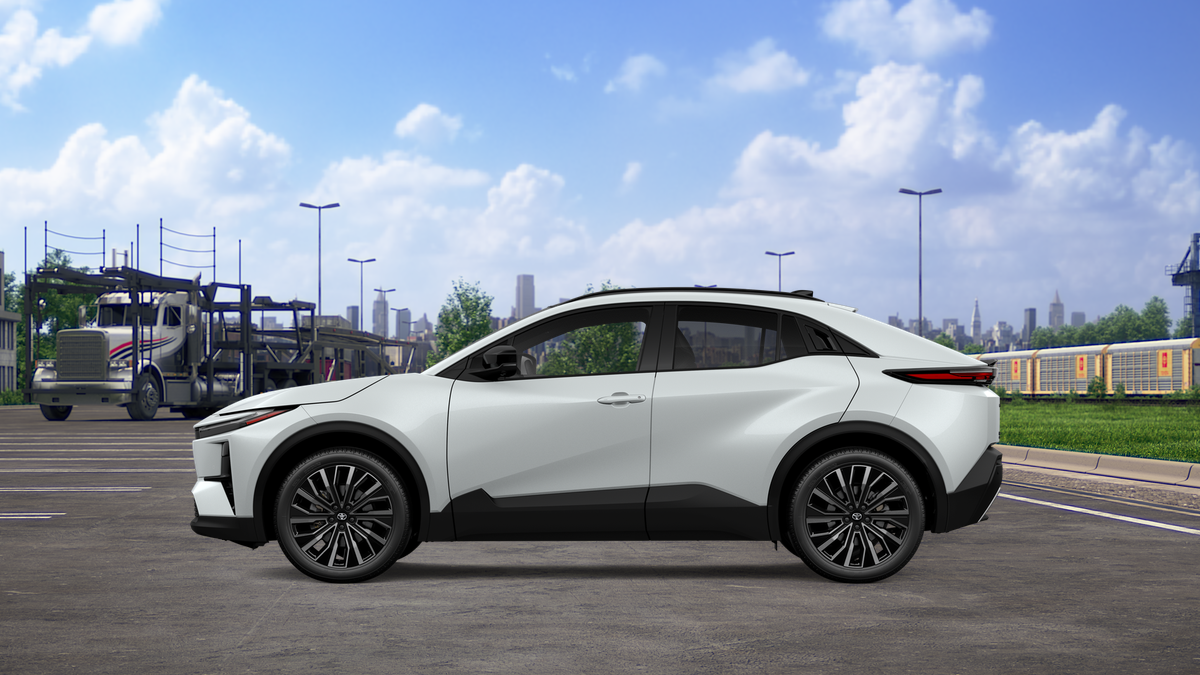 2026 Toyota C-HR XSE