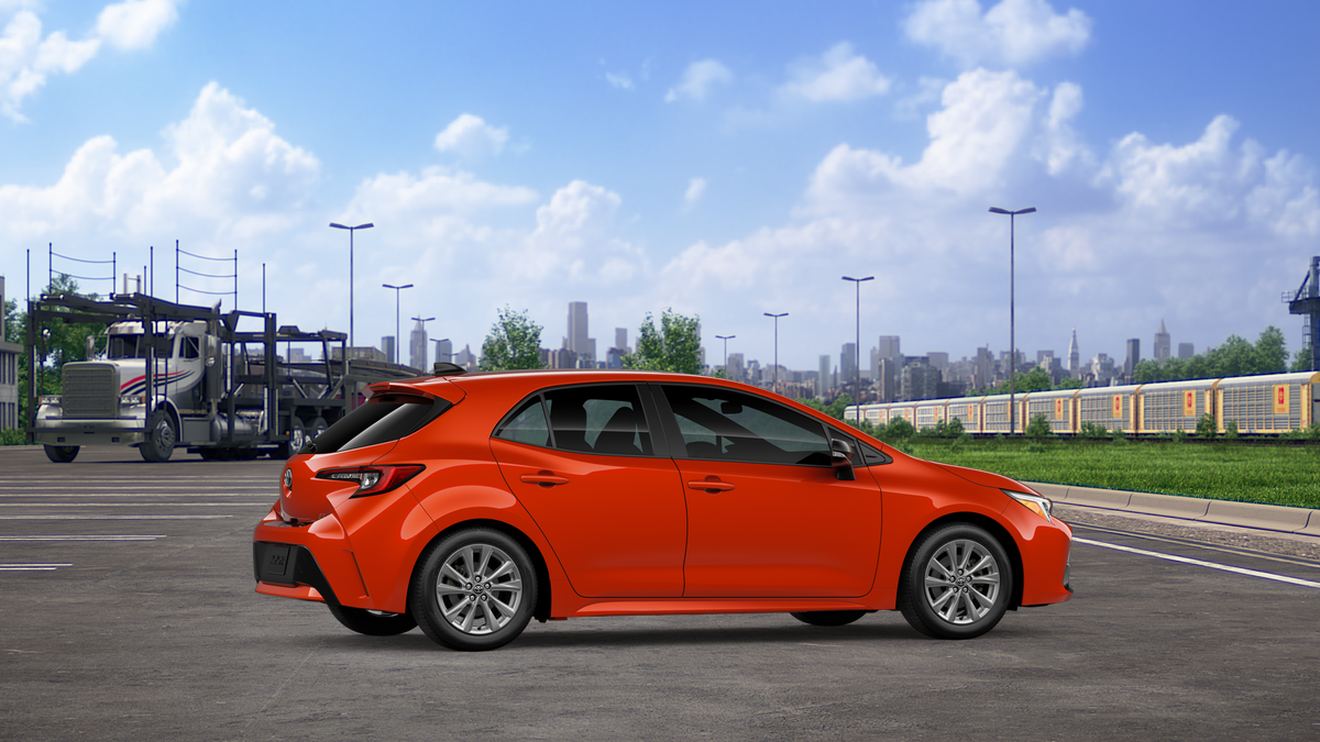 2026 Toyota Corolla Hatchback SE