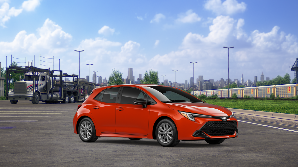 2026 Toyota Corolla Hatchback SE