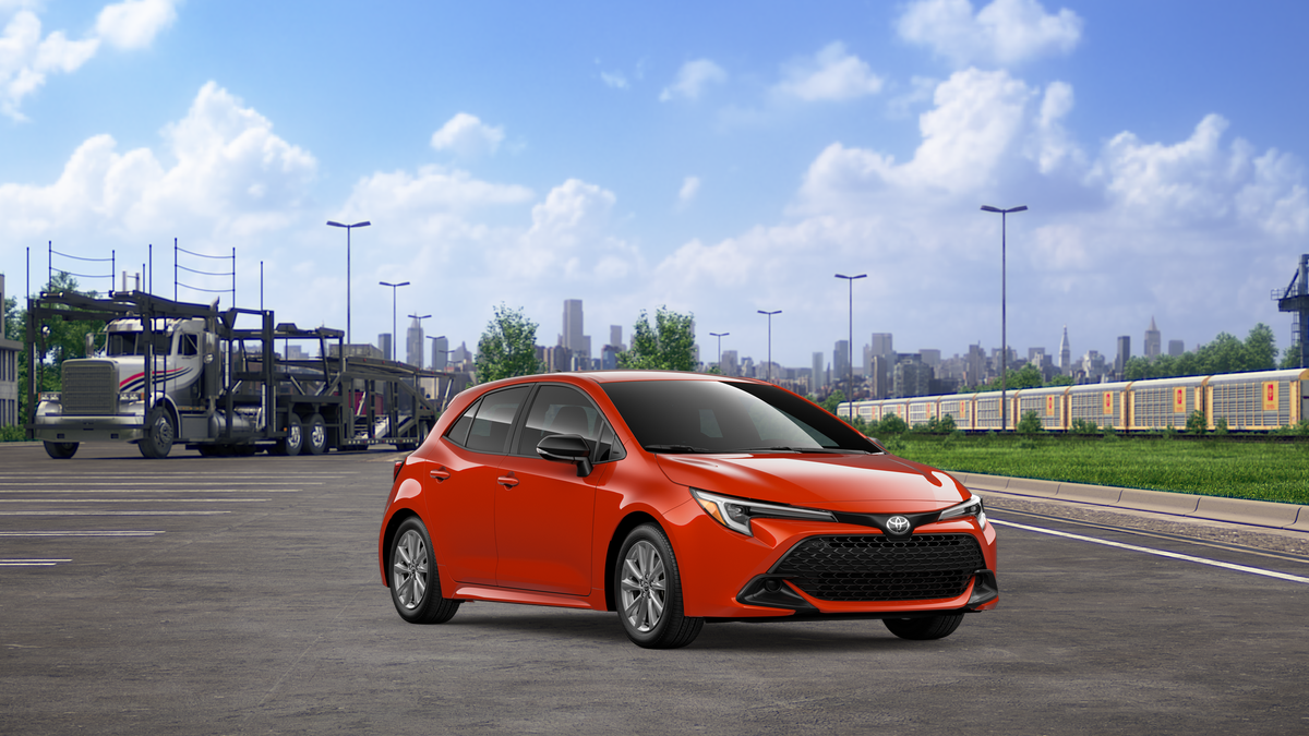 2026 Toyota Corolla Hatchback SE
