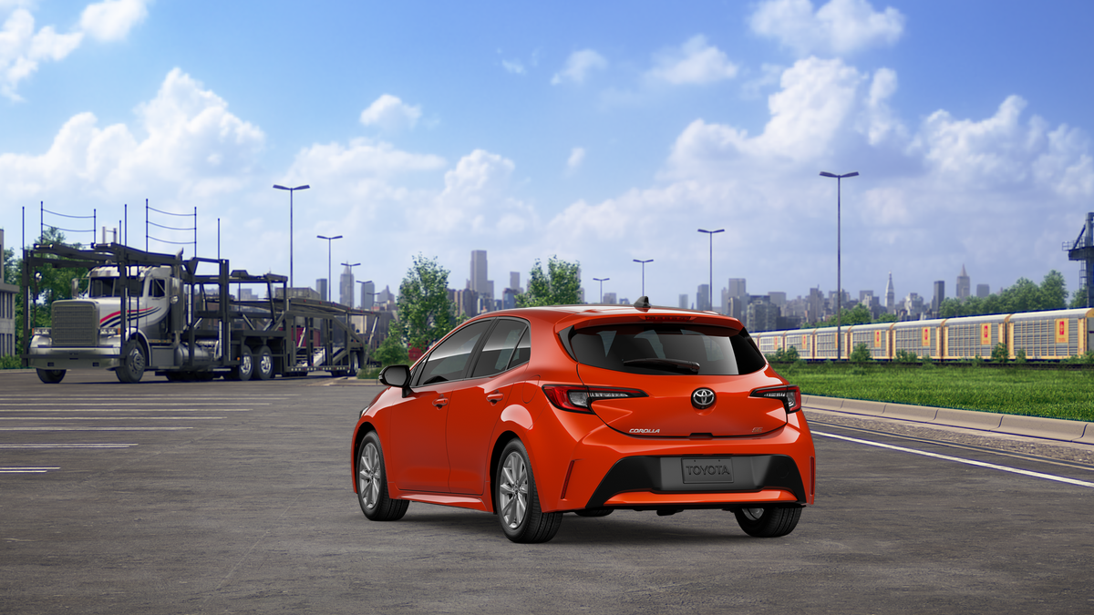 2026 Toyota Corolla Hatchback SE