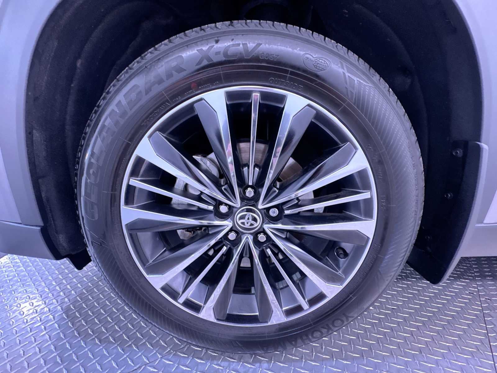 2025 Toyota Grand Highlander Hybrid MAX Platinum
