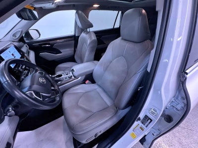 2023 Toyota Highlander Platinum
