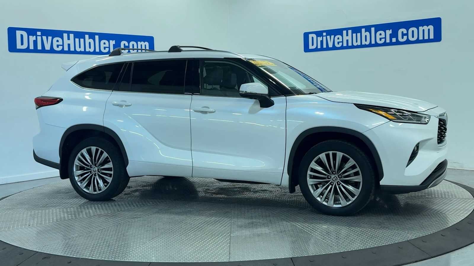 2023 Toyota Highlander Platinum