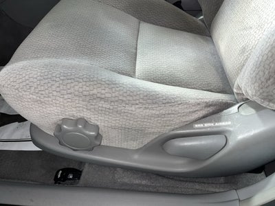 2004 Toyota Corolla LE