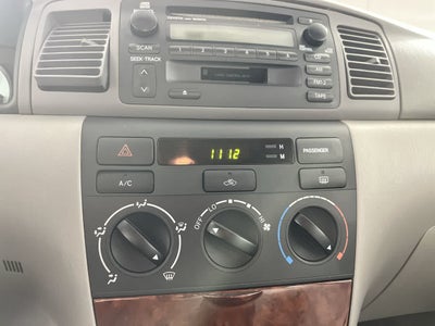 2004 Toyota Corolla LE