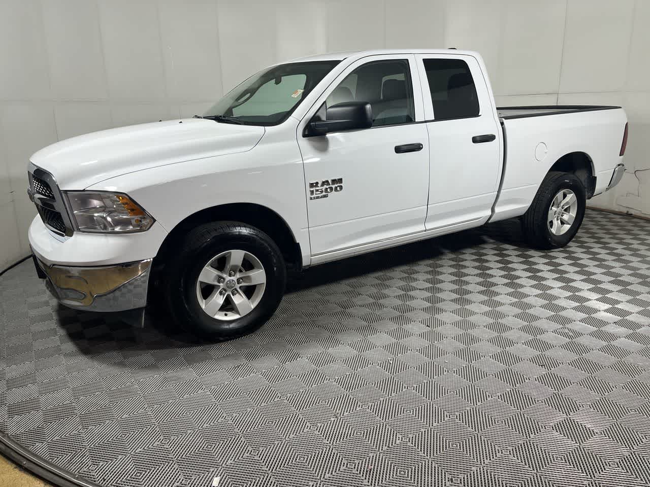 2024 RAM 1500 Classic SLT