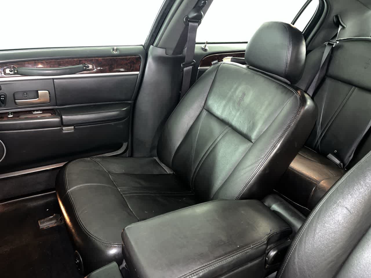2008 Lincoln Town Car Limited