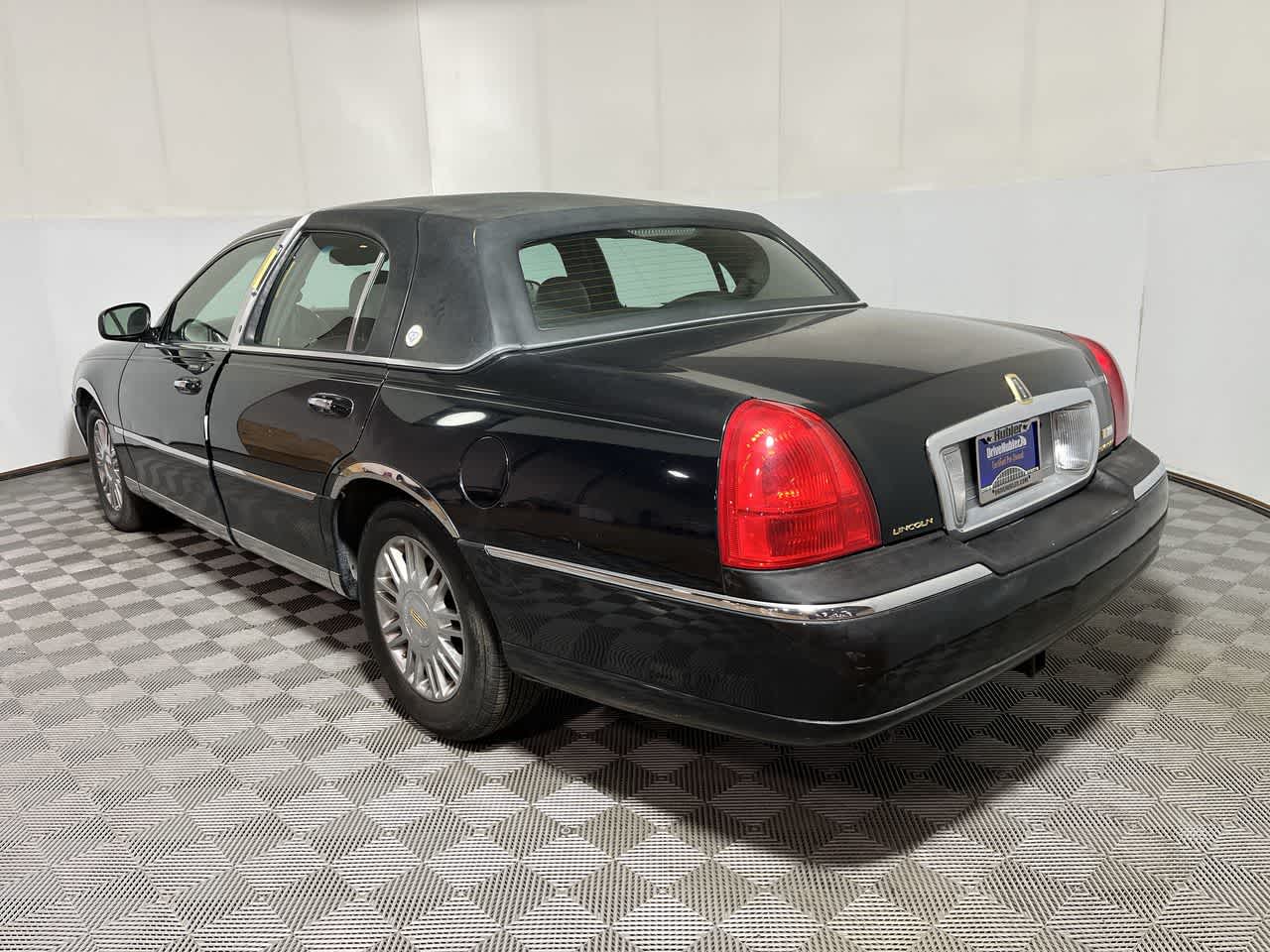 2008 Lincoln Town Car Limited