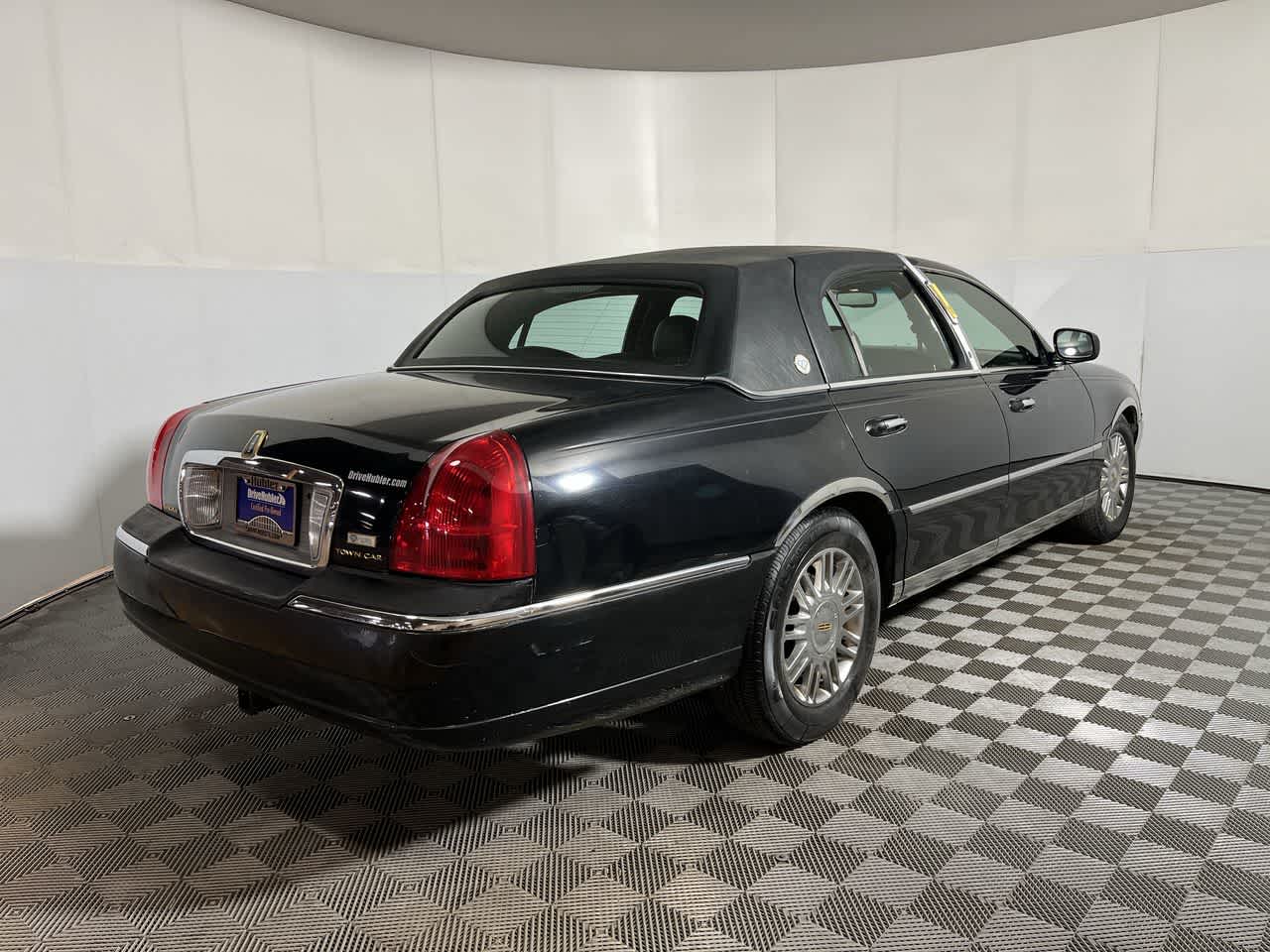 2008 Lincoln Town Car Limited