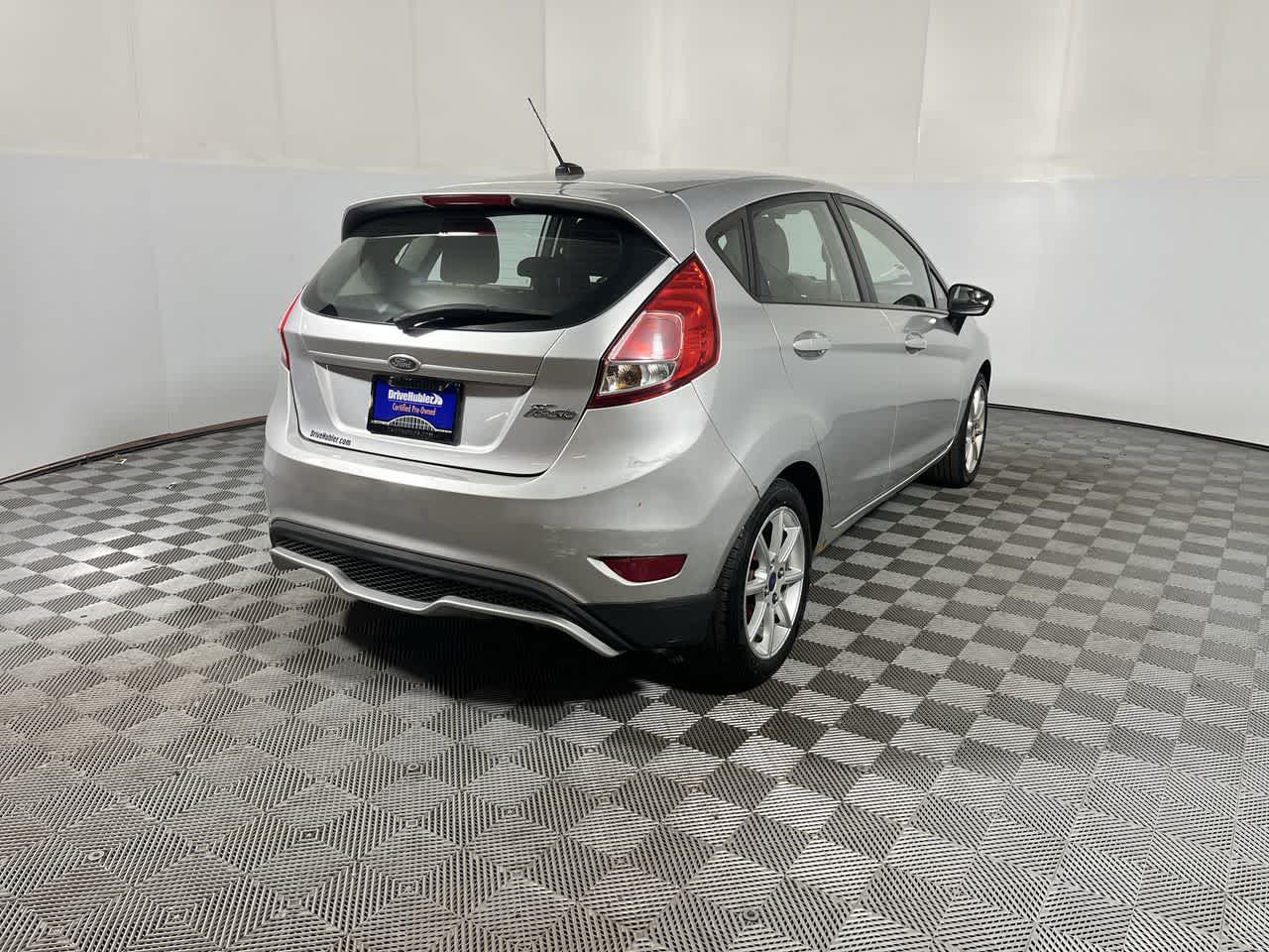 2015 Ford Fiesta SE