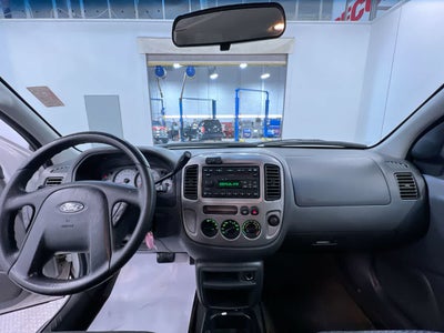 2004 Ford Escape XLT