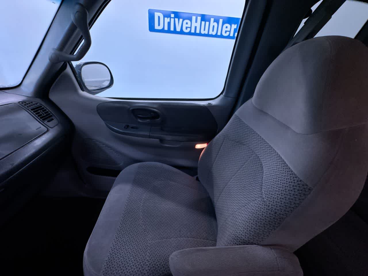 2000 Ford F-150 Work Series XL