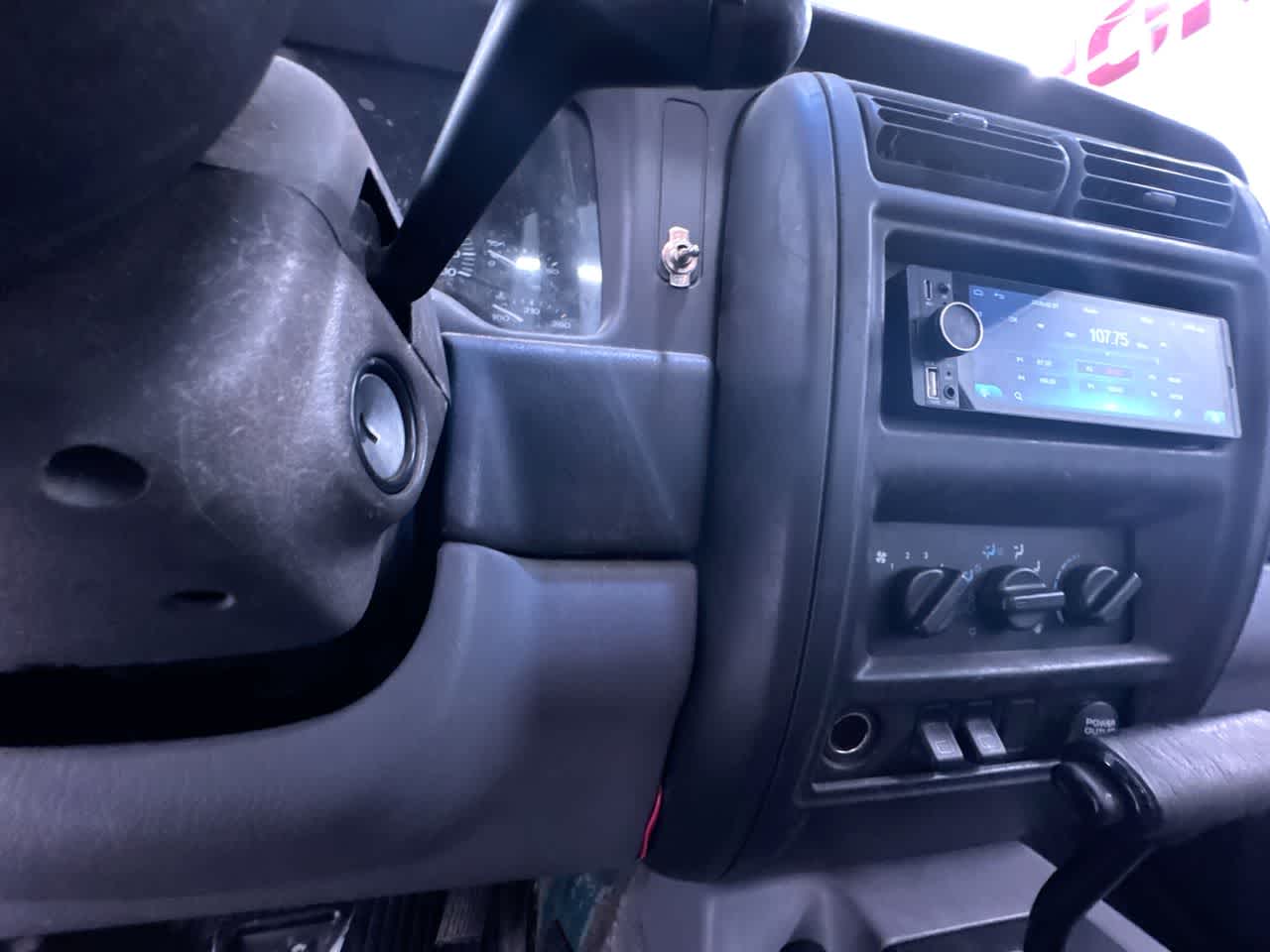 1998 Jeep Cherokee Sport