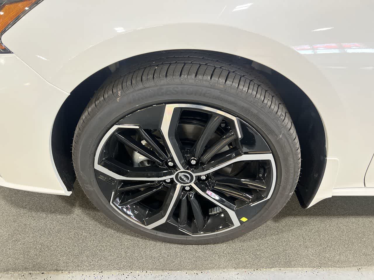 2025 Nissan Altima SR