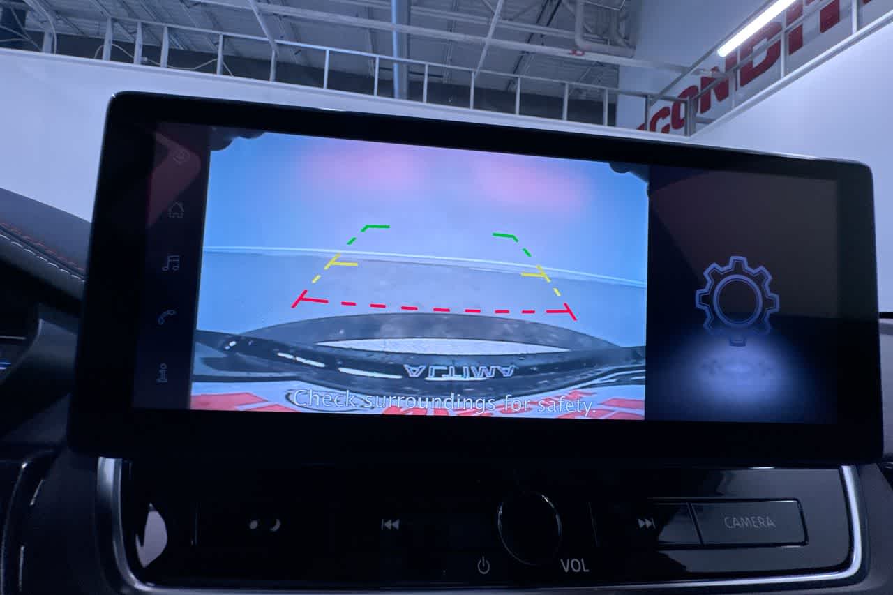 2025 Nissan Altima SR