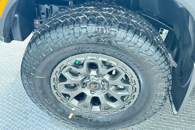 2026 Nissan Frontier PRO-4X w/R Package